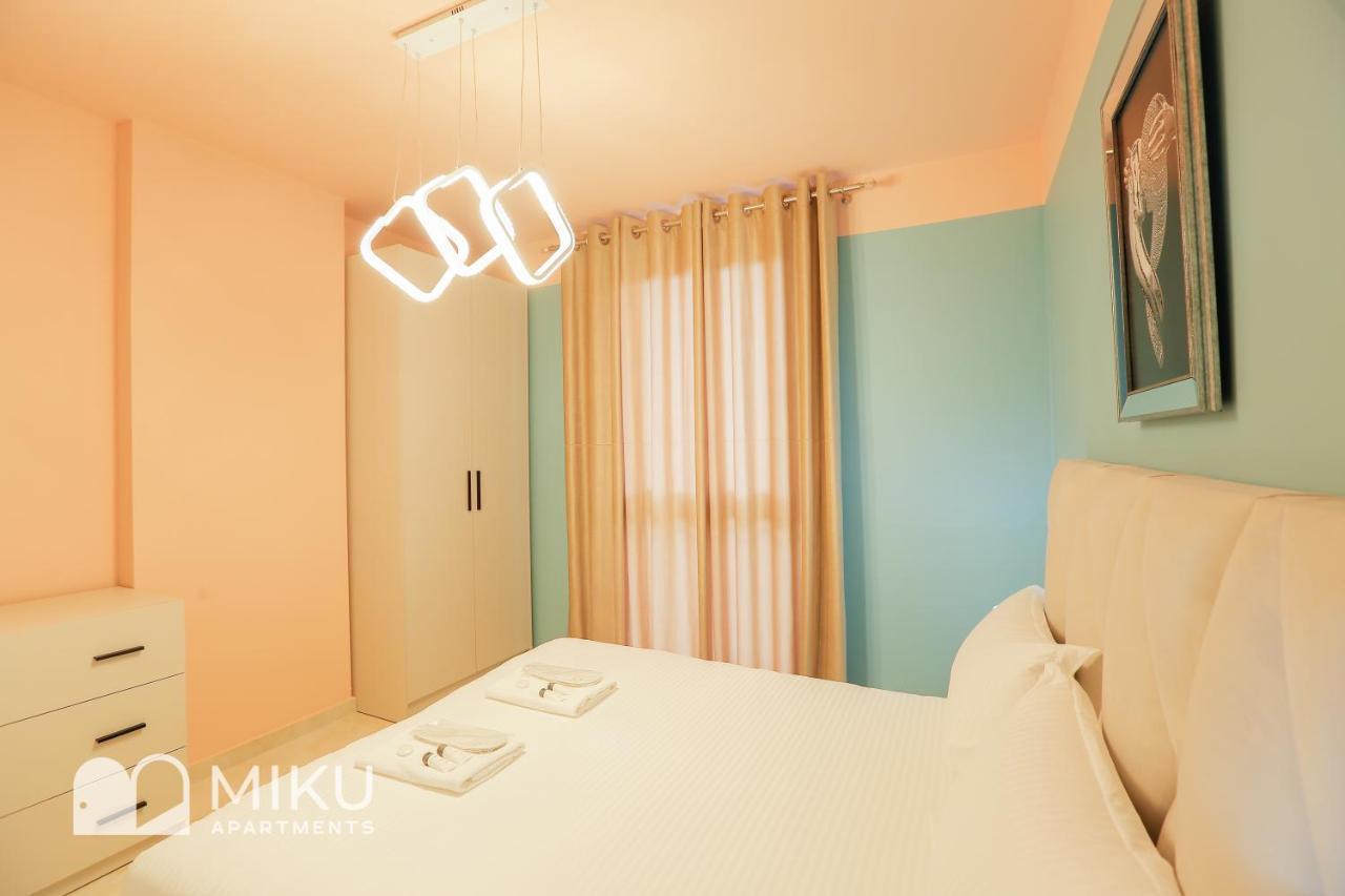 Miku Apartment - Glamorous 1Bedroom Apartment At Olympic Residence 地拉那 外观 照片