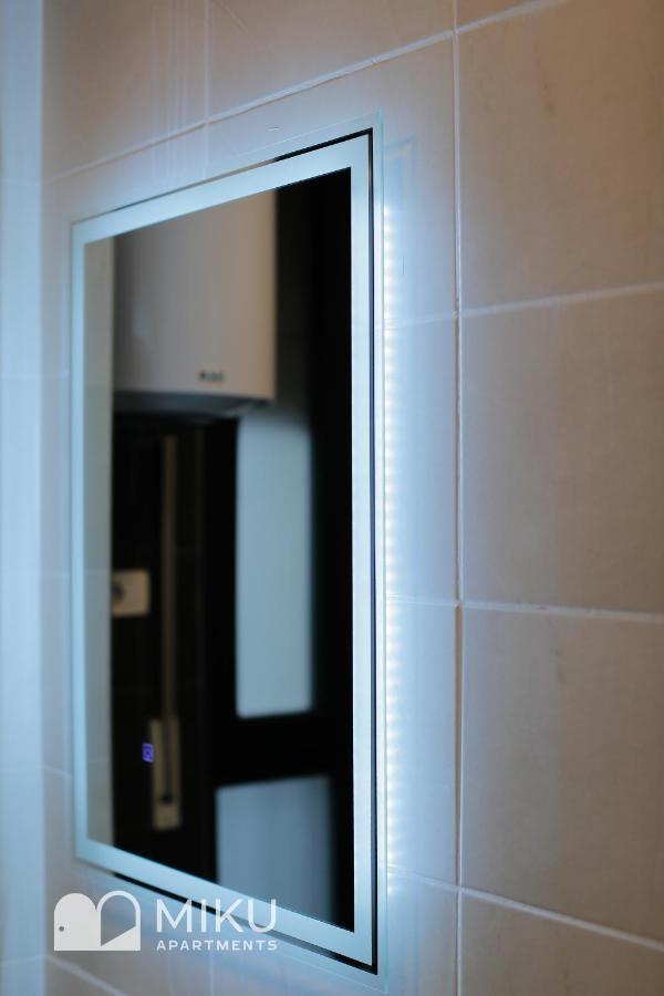 Miku Apartment - Glamorous 1Bedroom Apartment At Olympic Residence 地拉那 外观 照片