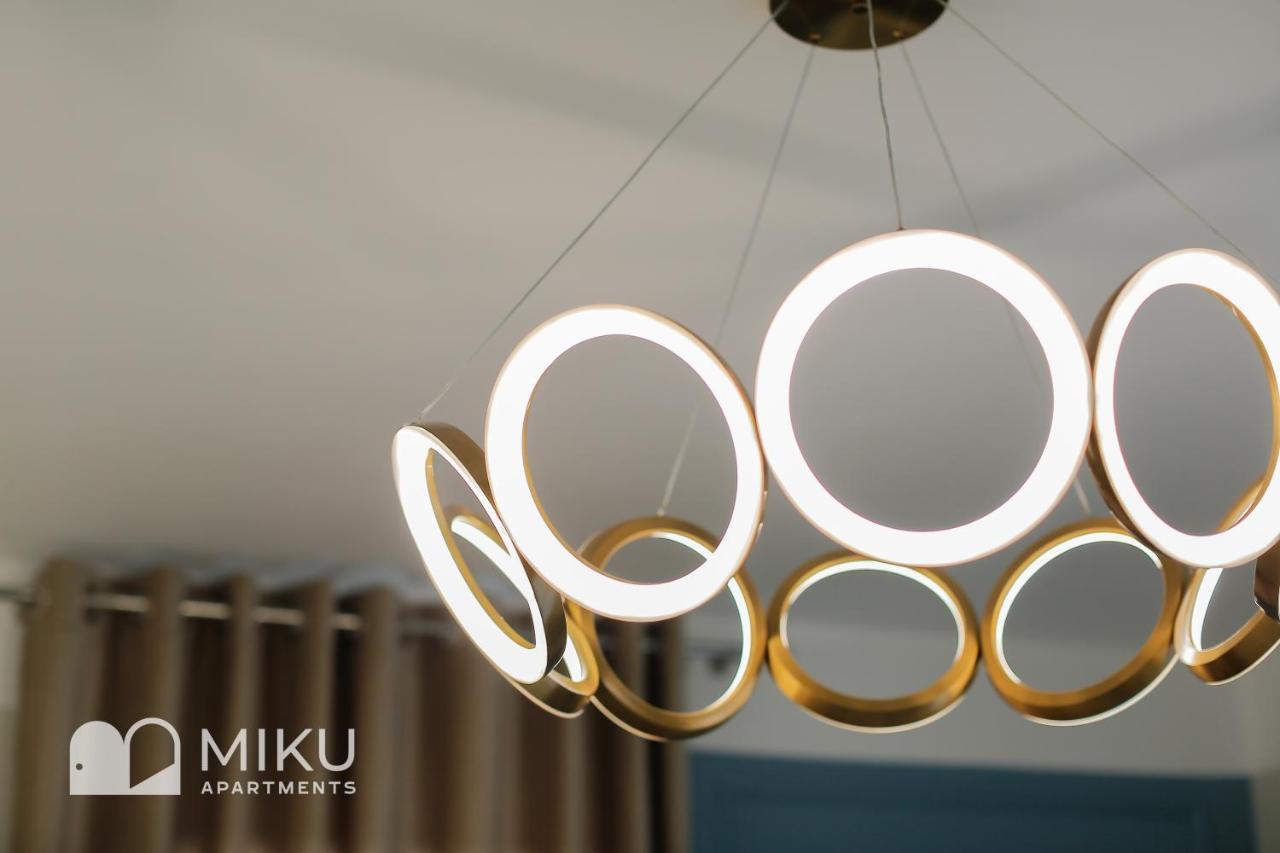 Miku Apartment - Glamorous 1Bedroom Apartment At Olympic Residence 地拉那 外观 照片