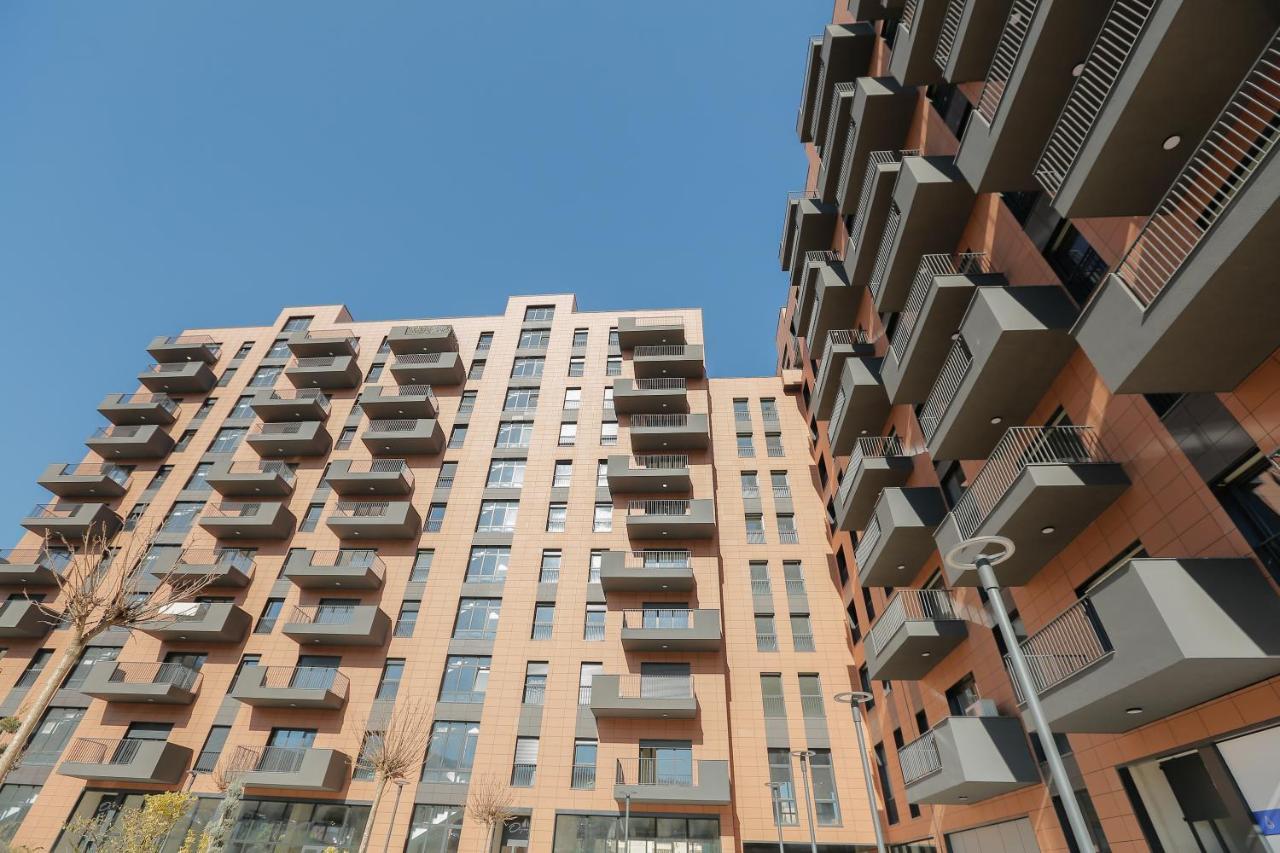 Miku Apartment - Glamorous 1Bedroom Apartment At Olympic Residence 地拉那 外观 照片