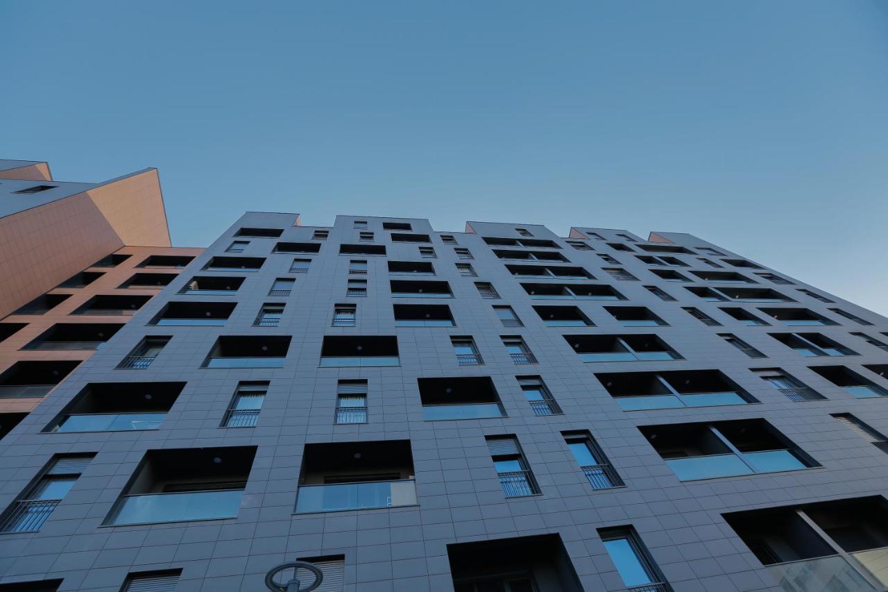 Miku Apartment - Glamorous 1Bedroom Apartment At Olympic Residence 地拉那 外观 照片